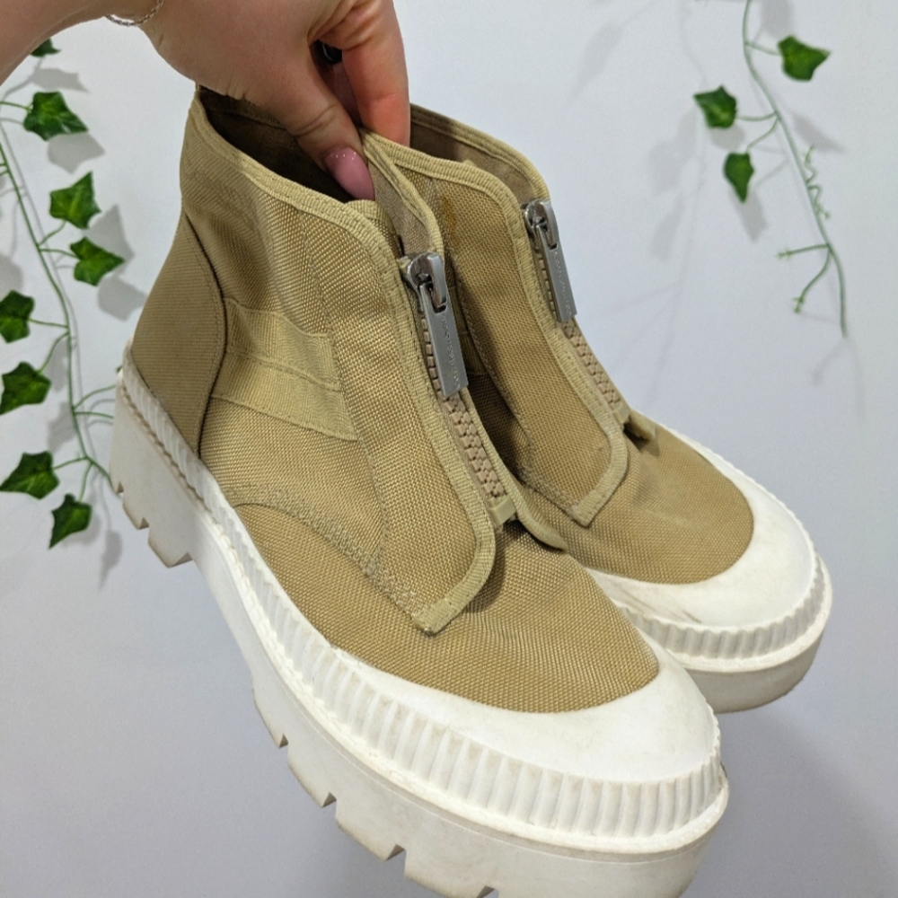 8 1/2 Tan Calvin Klein Burti Boot - Picture 2 of 9